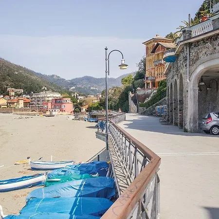 Blue Sky Levanto